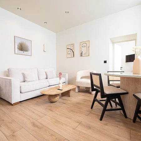 Elegant Flat Near Republique & Canal Saint Martin Apartment